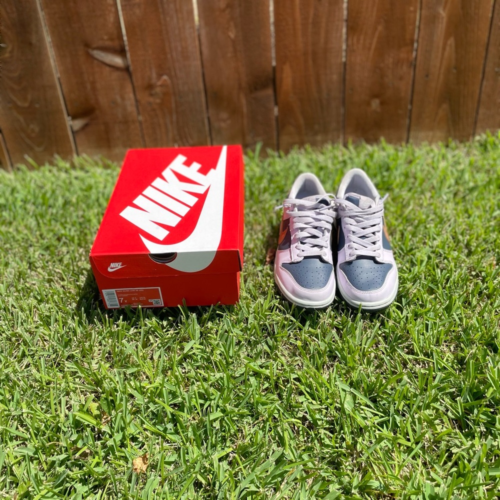 Nike dunk copper swoosh 7Y